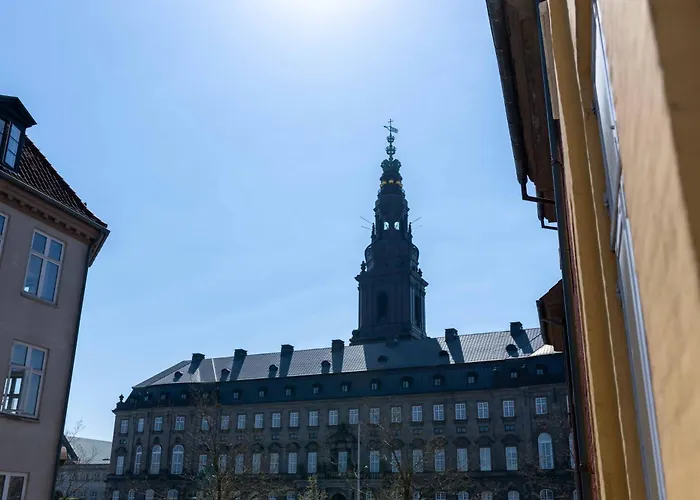 Lavish 4Br Apartment In The Heart Of Cph By The Canals